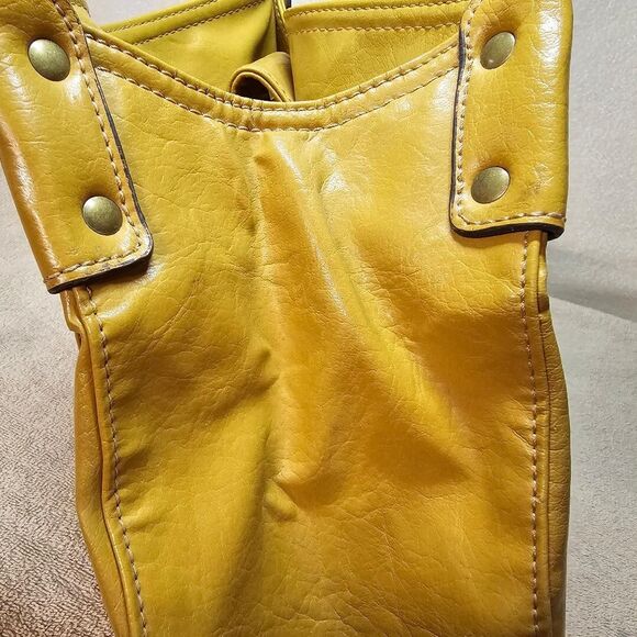 AXCESS LIZ CLAIBORNE LARGE MUSTARD FAUX LEATHER HOBO PURSE-SHOULDER BAG L@@K!! - Picture 9 of 14